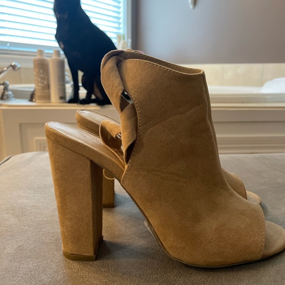 Open toe heel booties - Picture 2 of 3